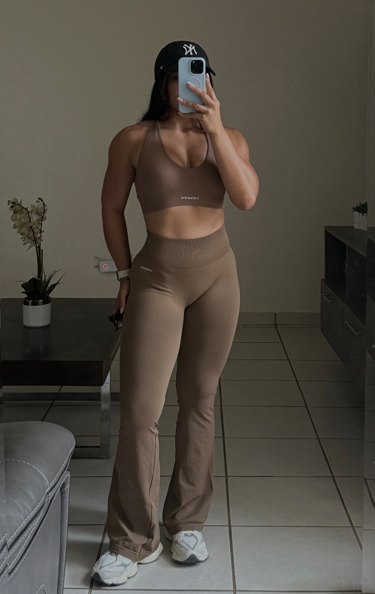 Pre-Order Brown Limitless Legging