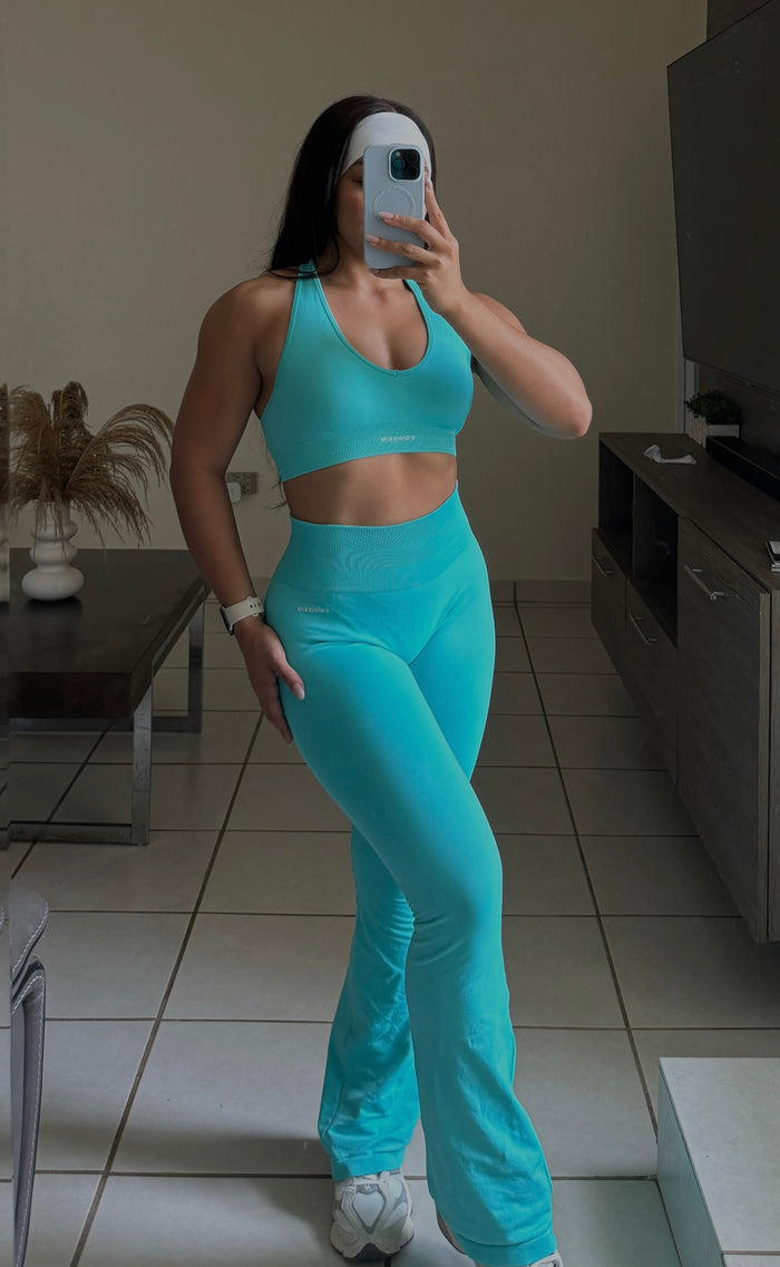 Pre-Order Aqua Limitless Legging